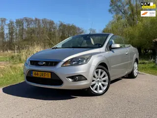 Ford Focus Coupé-Cabriolet 2.0 Titanium Automaat Leder slechts 130.209 km Navi Stoelverwarming Clima