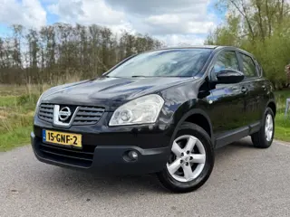 Nissan Qashqai 1.6 Acenta / Airco / Radio - CD / Trekhaak / PDC Achter / LM-Velg 16" / NAP