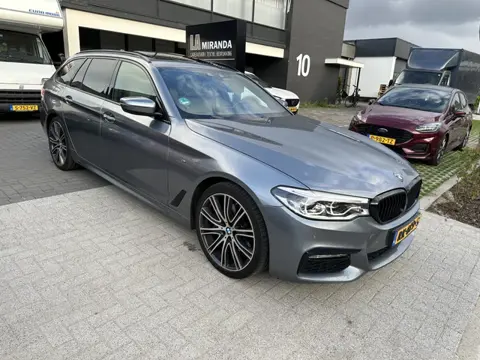 BMW 5 Serie Touring 530i High Exe M Pakket Vol ! (bj 2017)