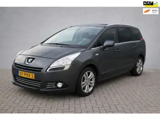 Peugeot 5008 1.6 THP GT 5p AUTOMAAT - Lezen