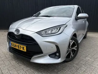 Toyota Yaris 1.5 Hybrid 115 Dynamic (bj 2025, automaat)