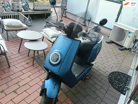 NIU Snorscooter NQI Sport Standard Range elektrisch