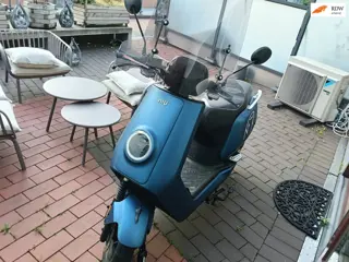NIU Snorscooter NQI Sport Standard Range elektrisch