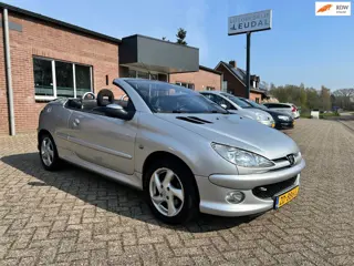 Peugeot 206 CC 1.6-16V // Airco // APK 1-7-2027 !!