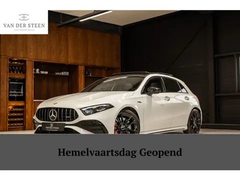 Mercedes-Benz A-klasse AMG 35 4MATIC Burmester | Pano | 1e eigenaar