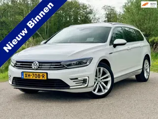 Volkswagen Passat Variant 1.4 TSI GTE Connected Series BTW Panodak Leder Clima Head-Up Digitaal Dash