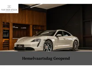 Porsche Taycan Performance 93 kWh Passenger Display | Pano | Chrono | 360 Camera