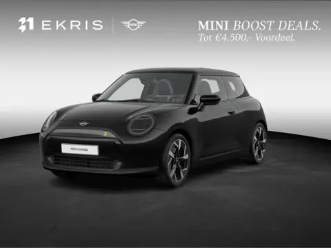 MINI Cooper SE Classic M 54.2 kWh | Panorama Dak | Sportstuur