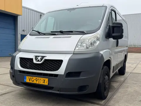 Peugeot Boxer 330 2.2 HDI L1H1 Profit+