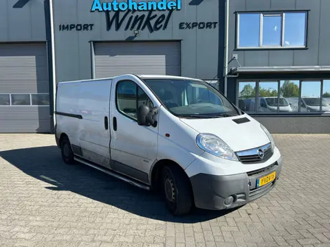 Opel Vivaro 2.5 CDTI L2H1 WITH AIRCO