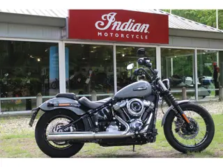 Harley-Davidson Softail  Streetbob