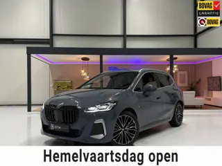 BMW 2-serie Active Tourer M-Pakket | Pano | HUD | 360° | Harman Kardon | Trekhaak