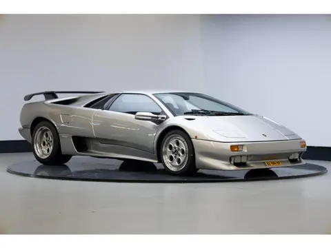 Lamborghini Diablo 5.7 V12