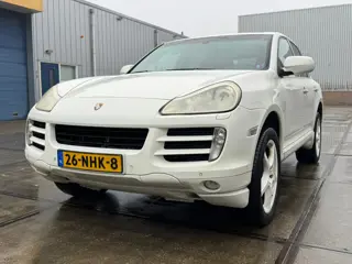 Porsche Cayenne 4.8 S