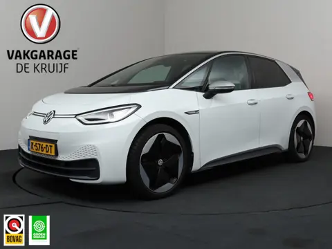 Volkswagen ID.3 First Max 58 kWh | SoH 93,7% | Panoramadak | Trekhaak | ACC!