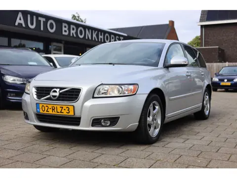 Volvo V50 2.0 EDITION | LEDER | NAVI | TREKHAAK | NAP