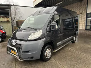 Peugeot Boxer 333 2.2 HDI L2H2 ZWART (bj 2013)