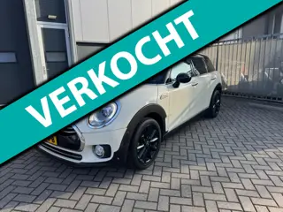 Mini Mini Clubman 1.5 Cooper Chili Serious Business, LED, Trekhaak, Navi, Stoelverwarming etc.