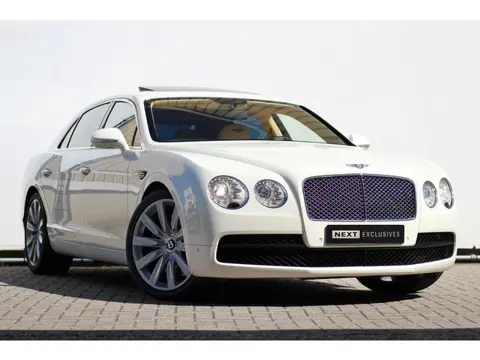 Bentley Flying Spur 4.0 V8 | BTW | Pano | Massage | Ventilatie | Memory