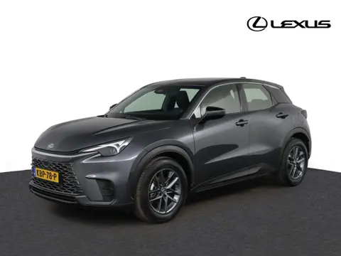 Lexus LBX Elegant 2WD | Apple Carplay/Android Auto | Parkeersensoren | Stoel/Stuurverwarming | Parke