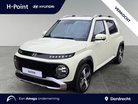 Hyundai INSTER Evolve Sky 49kWh 116pk | €3.100 KORTING | TECHPACK | WINTERPACK | 360° CAMERA | STOEL