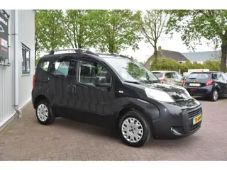 Fiat Qubo 1.4 Active. Schuifdeur links en rechts!, PDC, koude Airco!