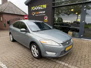 FORD MONDEO 2.0-16V TITANIUM
