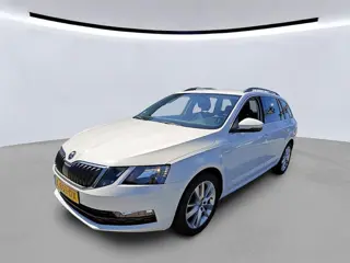 Škoda Octavia Combi 1.5 TSI Greentech Business Edition Trekhaak | Navi | LED | Leer/stof | LMV 17" |