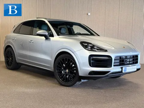 Porsche Cayenne 3.0 E-Hybrid SPORT DESIGN-PANO-SPORT CHRONO-14 VOUDIG-VIERWIELBESTURING-HEAD-UP-ZEER