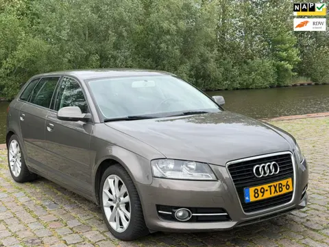 Audi A3 Sportback 1.2 TFSI Ambition Pro Line Business 2e eigenaar dealer onderhouden airco cruis con