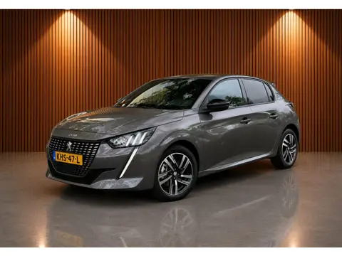 Peugeot 208 1.2 PureTech Allure Road Trip Automaat