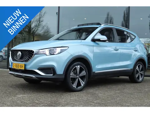 MG MG ZS EV LUXURY 45KWH | PANO | ADAPT. CRUISE | CARPLAY | CAMERA | TREKHAAK | LED | LEDER