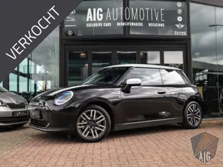 Mini Mini Cooper E Favoured M 40.7 kWh