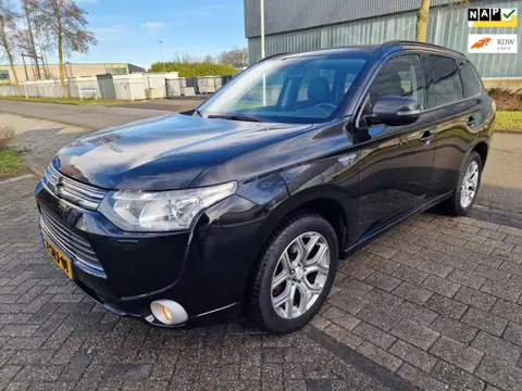 Mitsubishi Outlander 2.0 PHEV Intense +, Apk, Nap, Goed rijdend, Inruil mogelijk.
