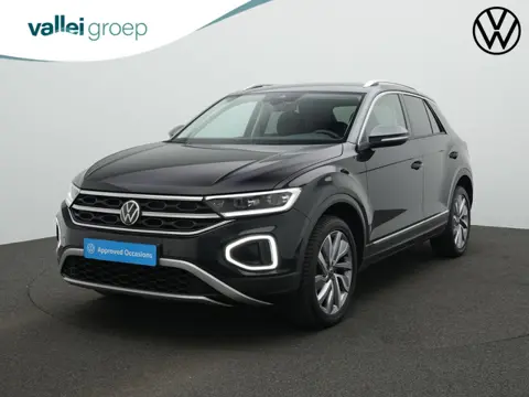 Volkswagen T-Roc 1.5 TSI 150 pk DSG Style | Trekhaak | Achteruitrijcamera | Navigatie | Adaptive Cru