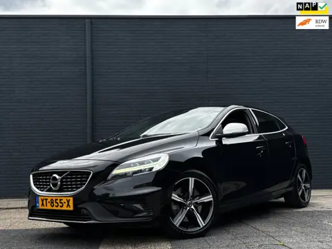 Volvo V40 1.5 T3 R-Design | Pano | Camera | Harman Kardon