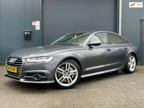 Audi A6 Limousine 3.0 TDI BiT quattro S-line KEYLESS LUCHTVERING TREKHAAK LEER CAMERA ACC CLIMA BLUE