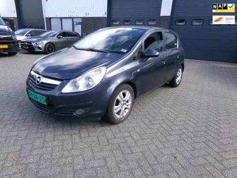 Opel Corsa 1.2-16V Enjoy apk 06/2027