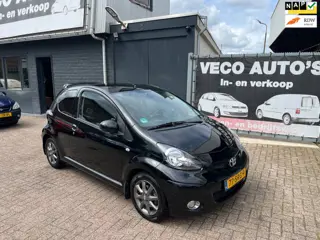 Toyota Aygo 1.0-12V Dynamic Navigator Alpine Jbl soundsysteem