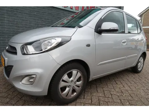 Hyundai i10 1.2 i-Catcher Nette auto NIEUWE APK (bj 2011)