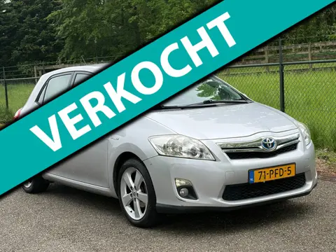 Toyota Auris 1.8 Full Hybrid Dynamic /Navi/Camera/Airco/