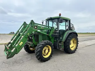 John Deere 6100