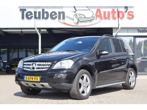 Mercedes-Benz M-klasse 320 CDI | V6 Automaat | Sportpakket | Trekhaak | Navigatie | Cruise control |