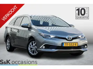 Toyota Auris Touring Sports 1.8 Hybrid Executive