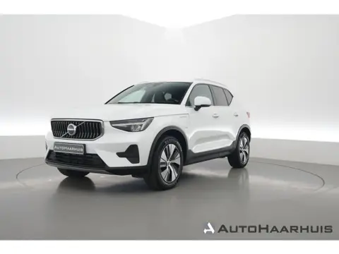 Volvo XC40 1.5 T4 Plug-in hybrid Plus Bright | SOH 97.4% |parelmoer wit | Keyless | Camera | Apple C