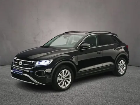 Volkswagen T-Roc Life 1.0 TSI 110pk Adaptive cruise control, App connect, LED koplampen, Parkeersens