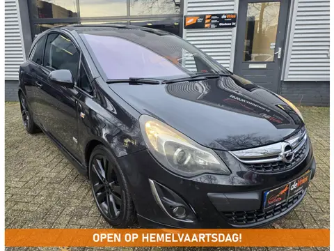 Opel Corsa 1.6-16V Turbo OPC Line **CLIMA-150PK-APK**