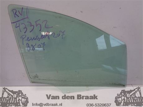 Peugeot 207 5 deurs 2006-2012 Portierruit rechtsvoor