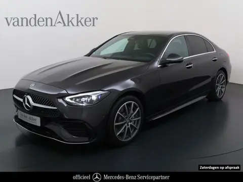 Mercedes-Benz C-Klasse 300e AMG // Trekhaak // Memory // 360 Camera // Keyless // Digital Light // P