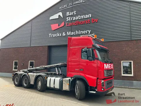 Volvo FH 16 540 8X2 Globetrotter XL met kabelcontainersysteem. BS2032